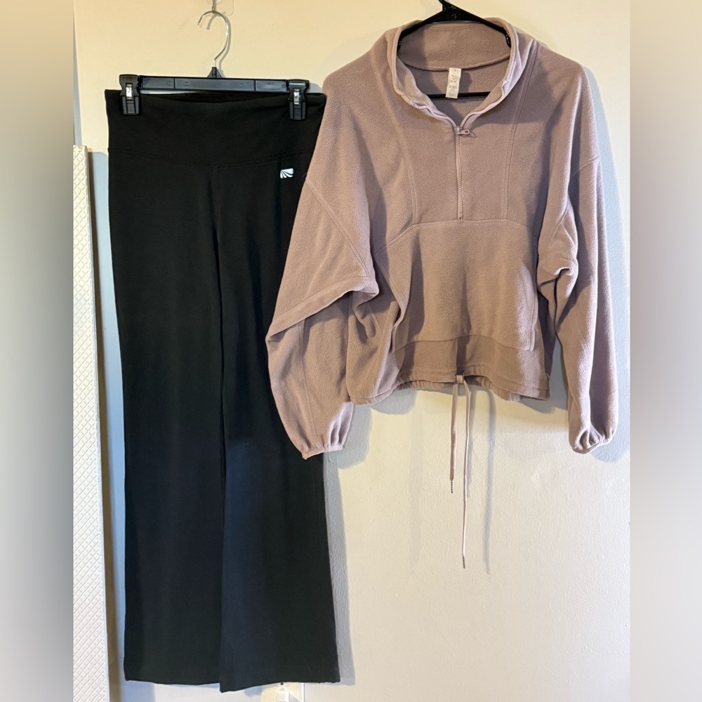 Marika Fleece Pullover & Leggings- 2 pcs